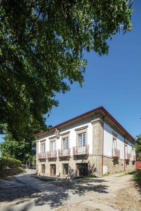 Gateway House Studio Apartments Guimaraes Exterior photo